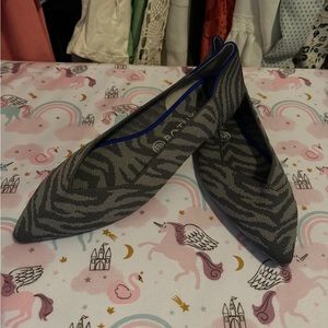 Rothy’s Gray Zebra The Point EUC Size 11